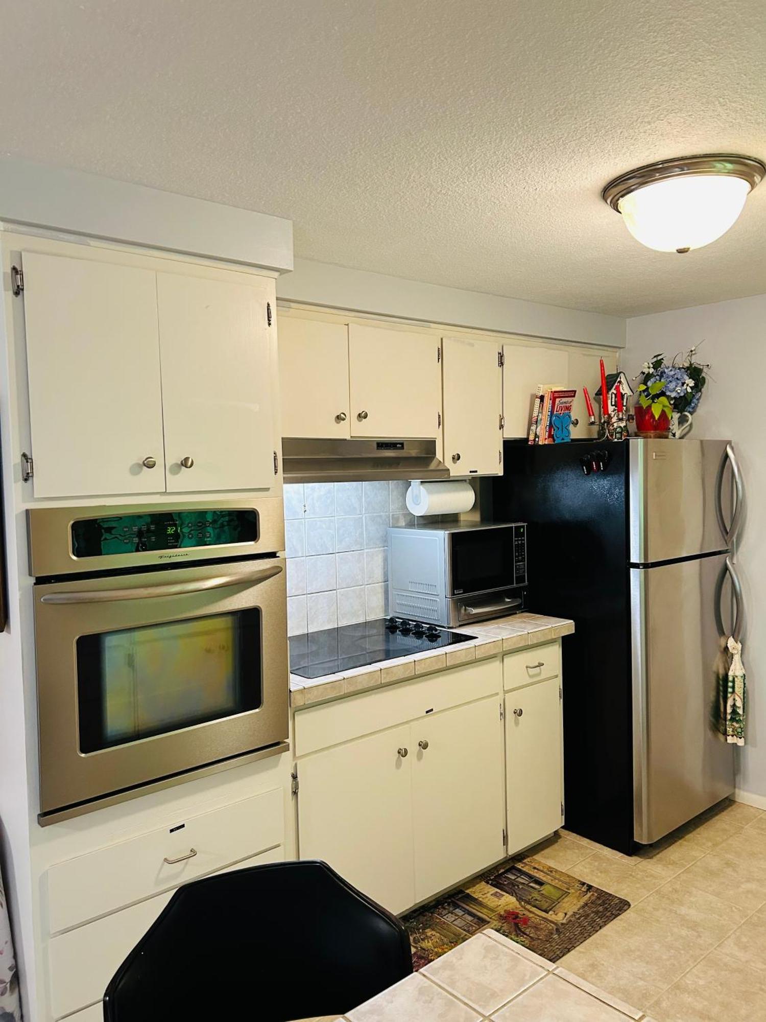 Emerald City 3 Bedroom 1 Bath Home Eugene Ngoại thất bức ảnh