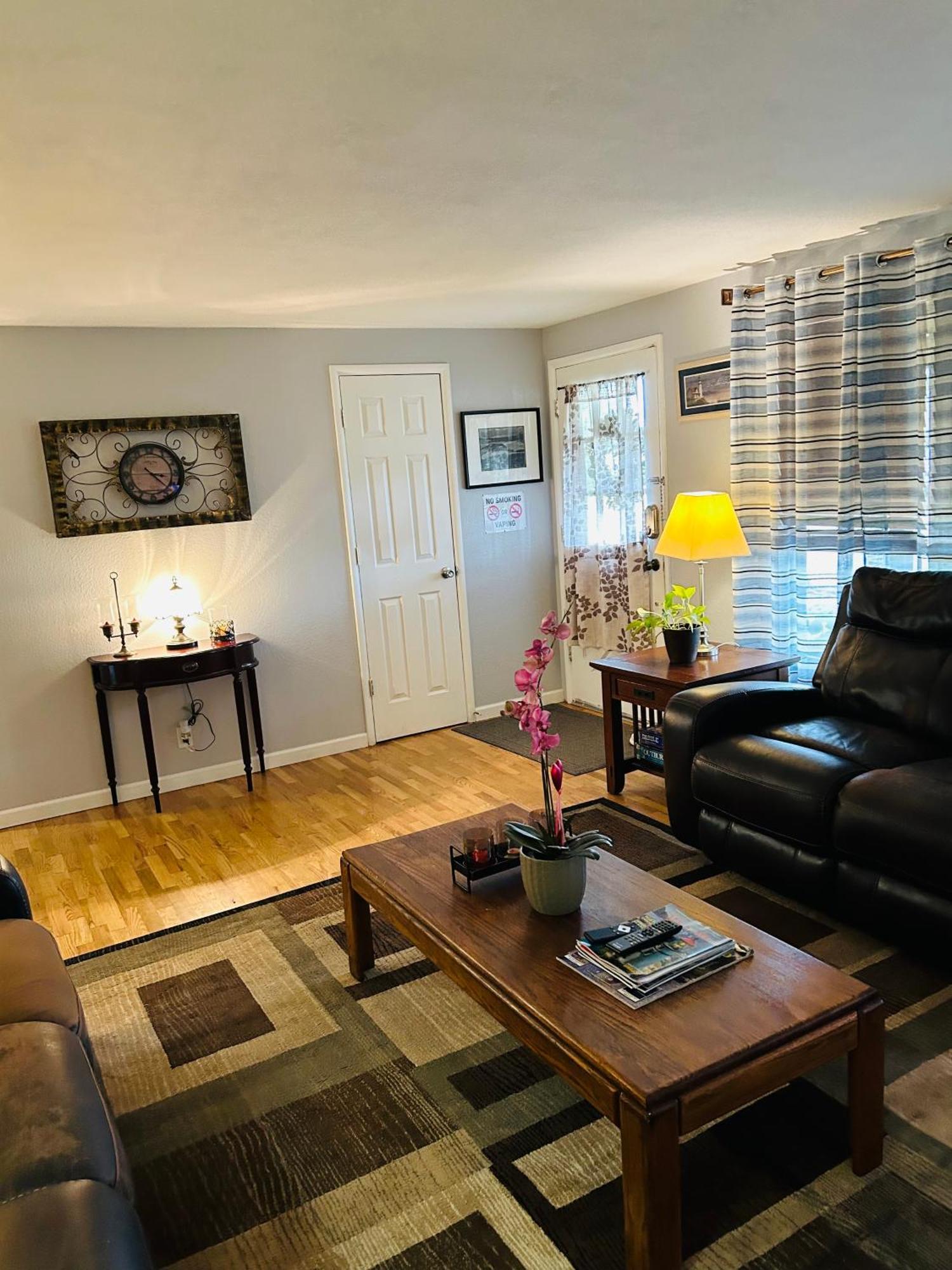 Emerald City 3 Bedroom 1 Bath Home Eugene Ngoại thất bức ảnh